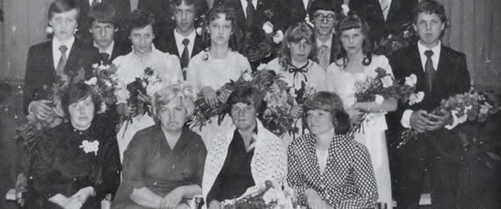 1982. gada absolventi