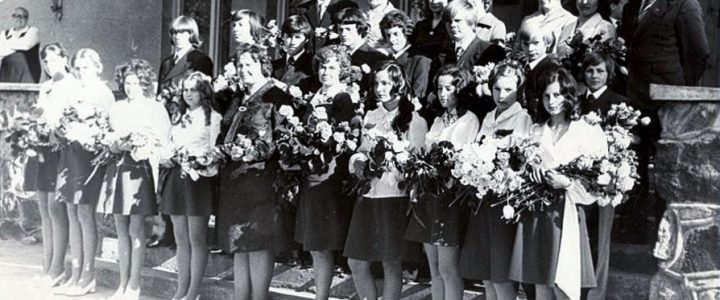 1976. gada absolventi